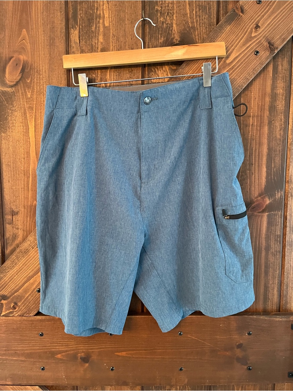 Body Glove Light Blue Hybrid Cargo Shorts